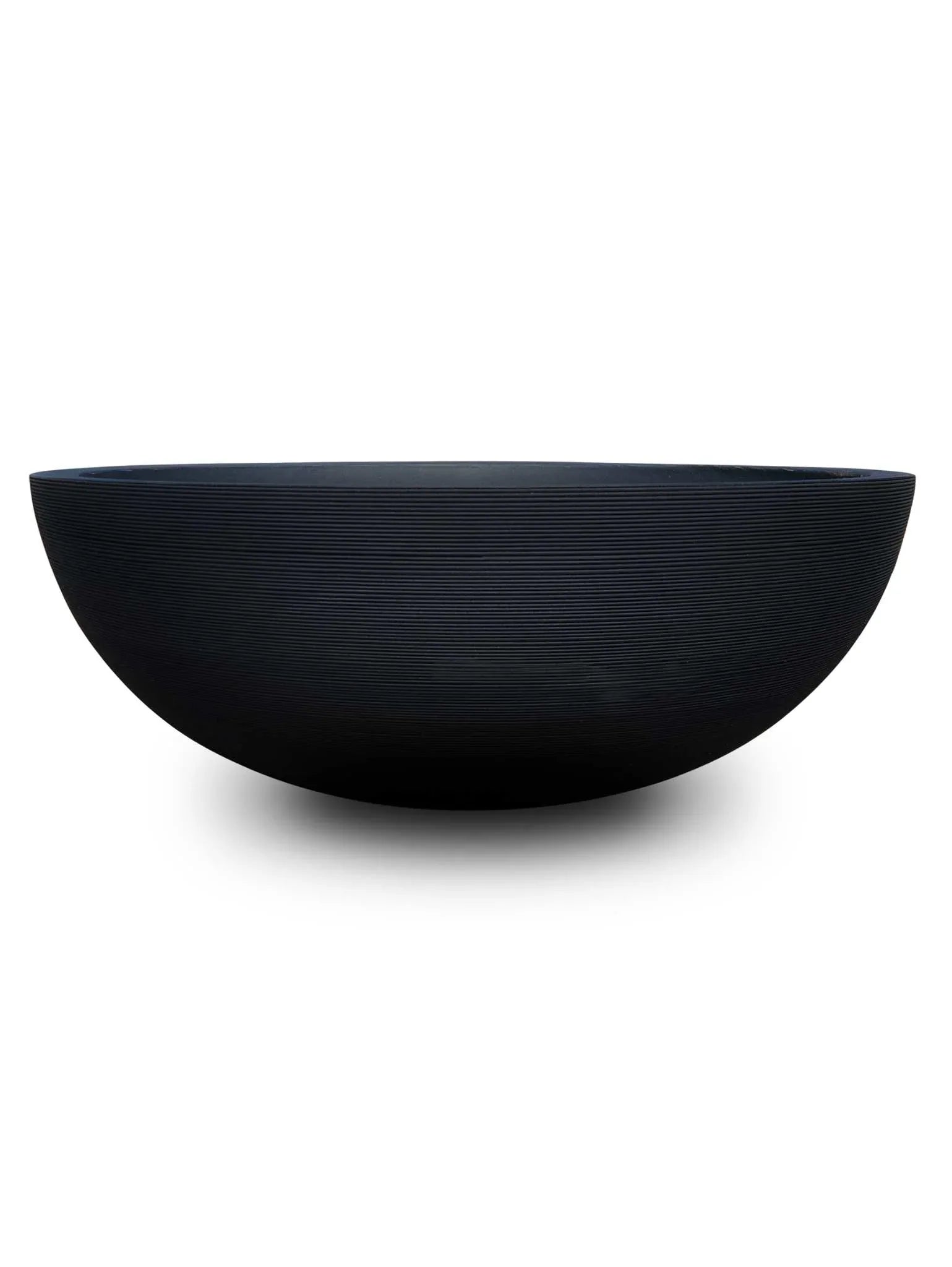 side view of the extra large linea Japi plant bowl showing the beautiful embossed vertical lines. 