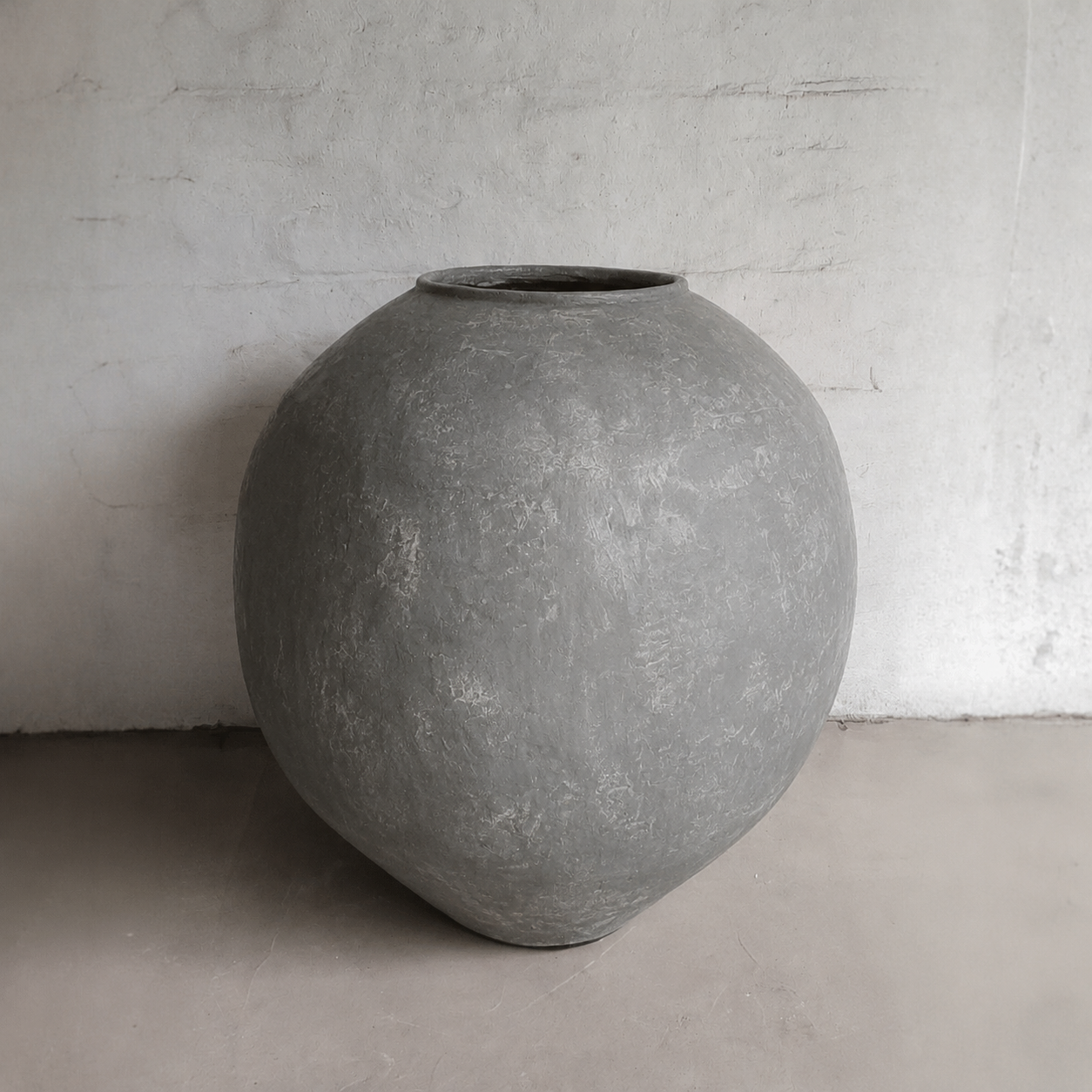 Syracuse Organic Fiberglass Pot - Earth Range