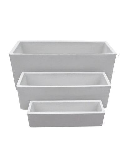The Florastyle By Hingham Flat Japi Window Box - Double Walled set features three lightweight rectangular planters in varying sizes, neatly nested together with clean lines, making them easy to arrange anywhere.