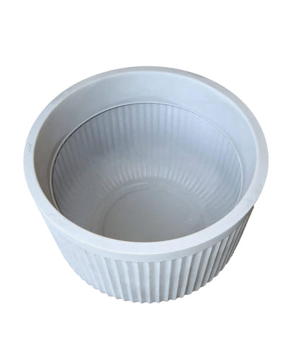 Aerial view into the planter showing the depth and inside rim