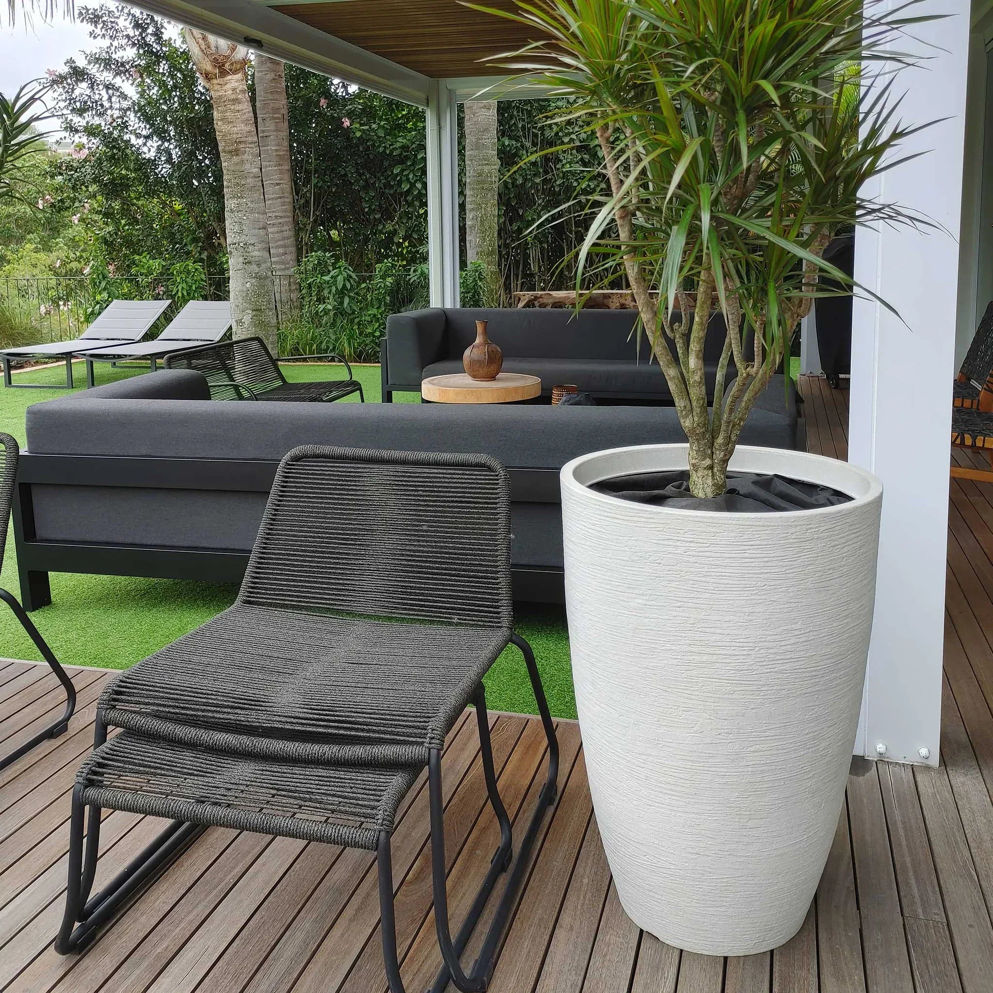 Modern Conic Japi Planter large classical & modern lightweight