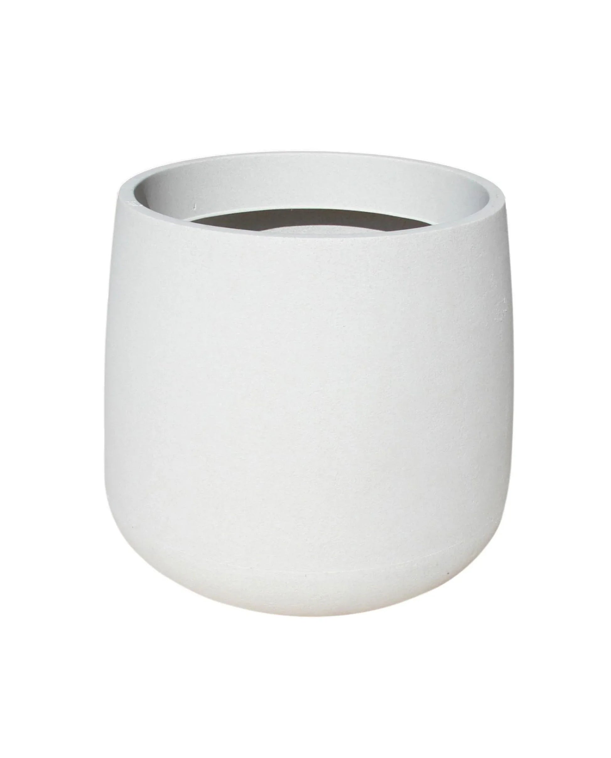 Slight angled view of the medium bios planter, showing the inside rim of the planter and the beautiful slightly textured finish. Colour off-white.